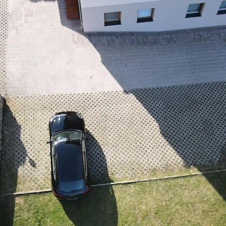 Appartamenti Penasa Renato Commezzadura Exterior foto
